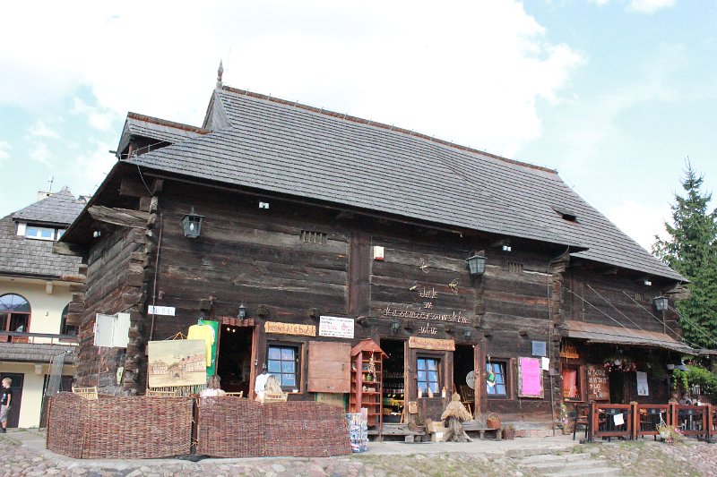 2010_08_20_0054.JPG - Kazmierz - Dolny ( Alter Dorfladen und Restaurant )