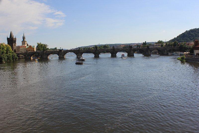 IMG_0135.JPG - Prag ( Karls-Brücke über die Moldau )