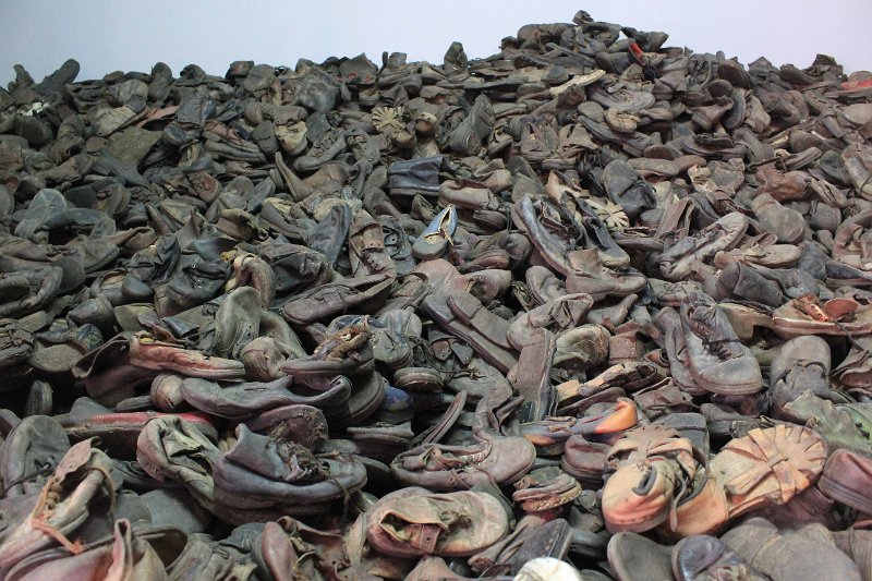 IMG_0306.JPG - Auschwitz ( Schuhe )