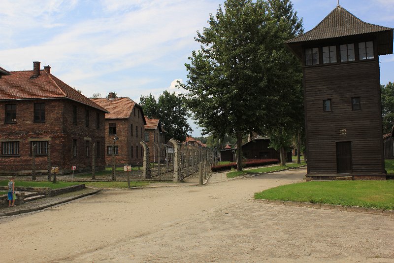 IMG_0323.JPG - Auschwitz  ( Zaun / Lager )