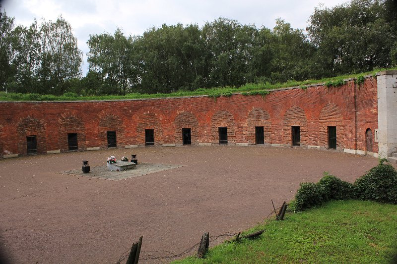 IMG_0421.JPG - Zamosc ( Rotunde - Mausoleum )